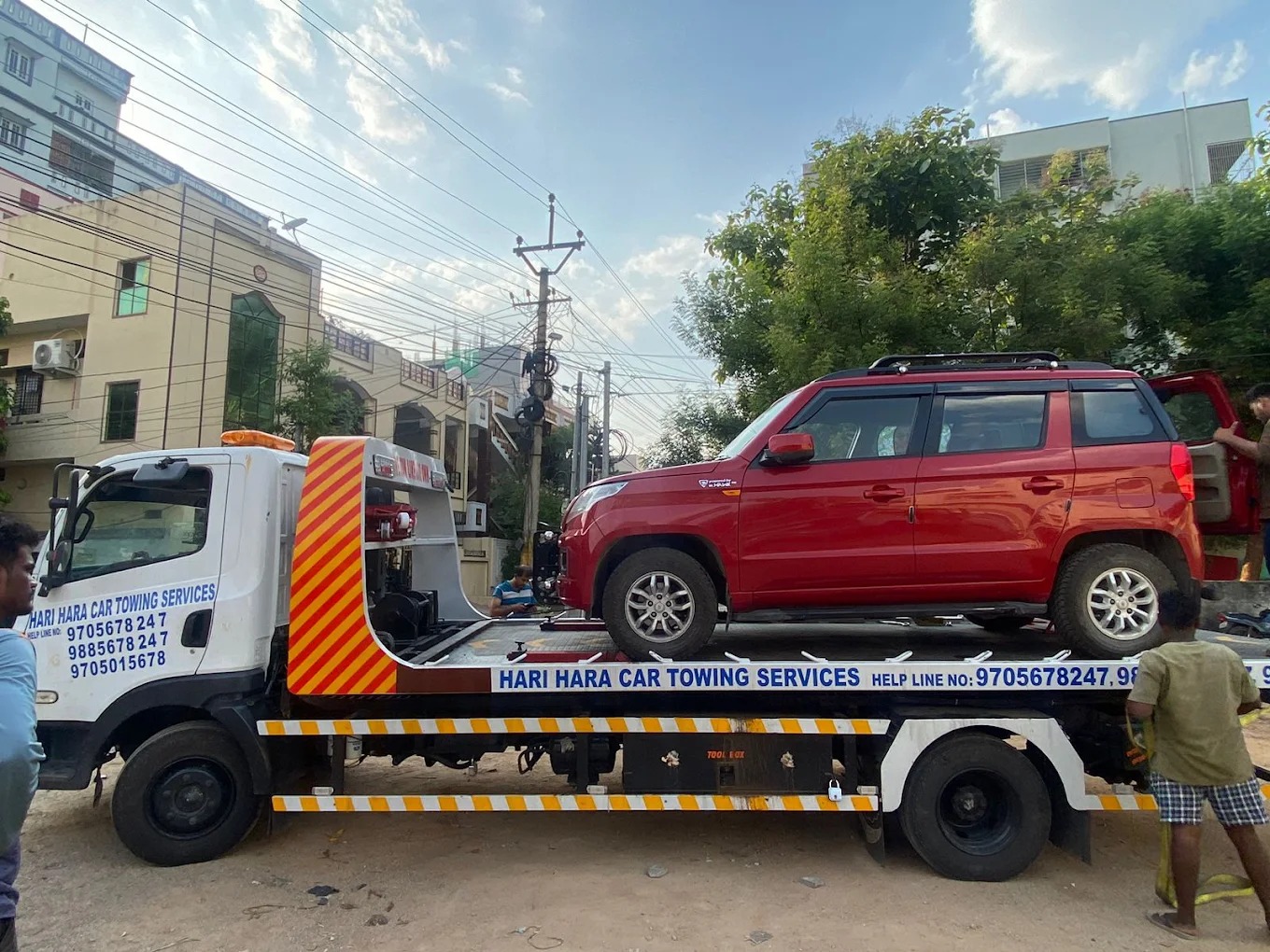 Car being towed in L. B. Nagar